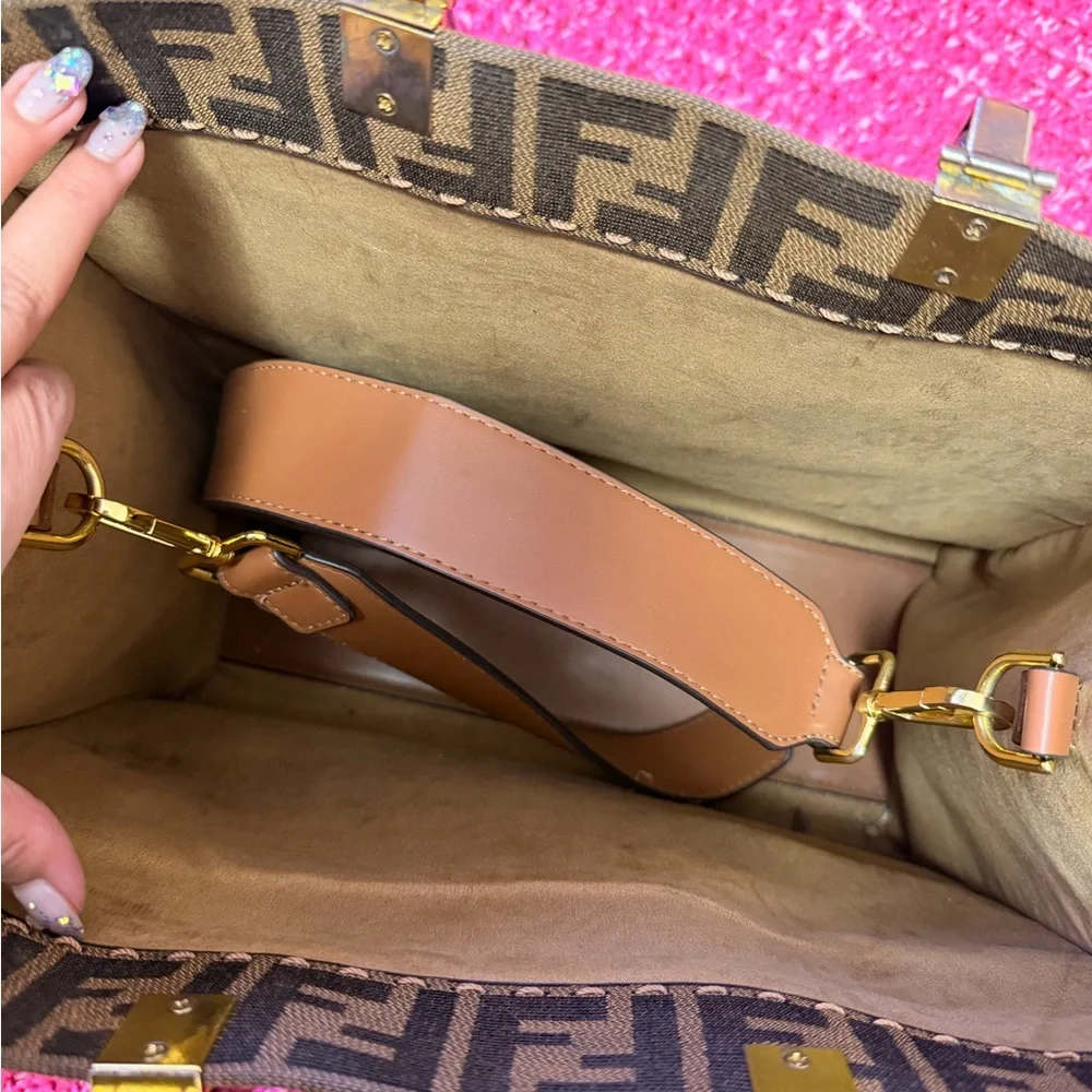 Fendi Brown and Tan Tote with Logo - Picture 2 of 7